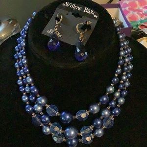 NWT Jewelry set.